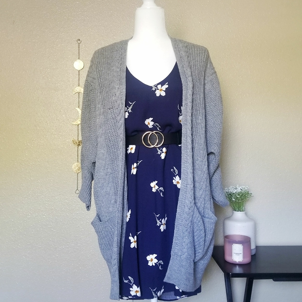 American Eagle Outfitters | Dark Blue Floral Dress